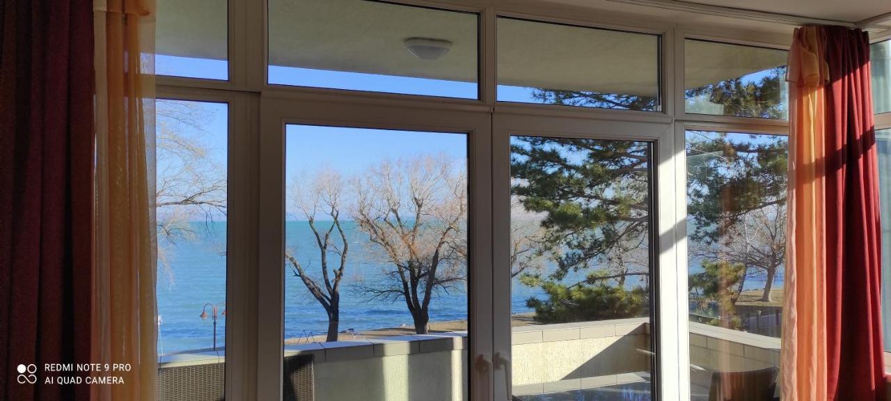 Onebeach Apartman Siófok Esterno foto
