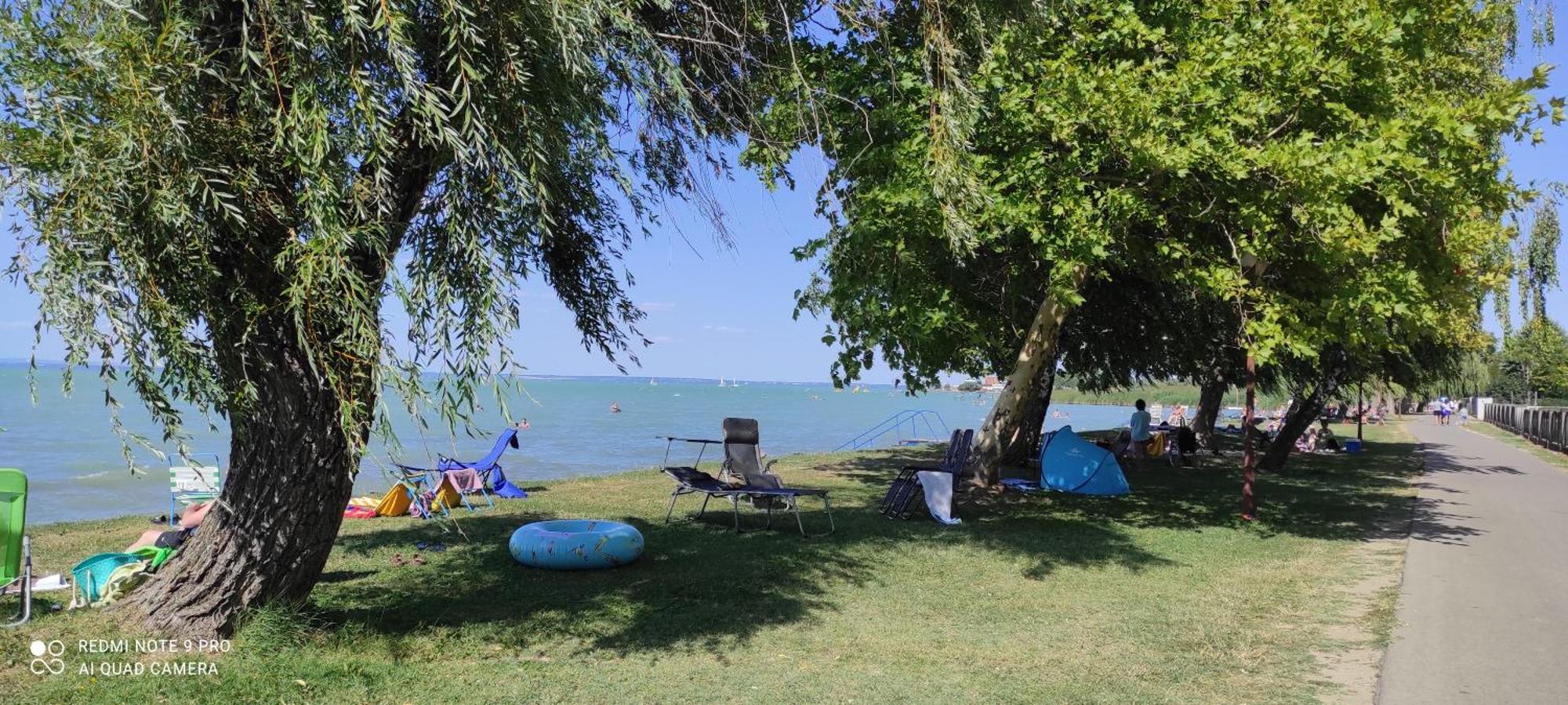 Onebeach Apartman Siófok Esterno foto